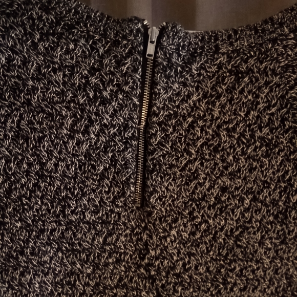 Crown and ivy sweater XL - Picture 5 of 5